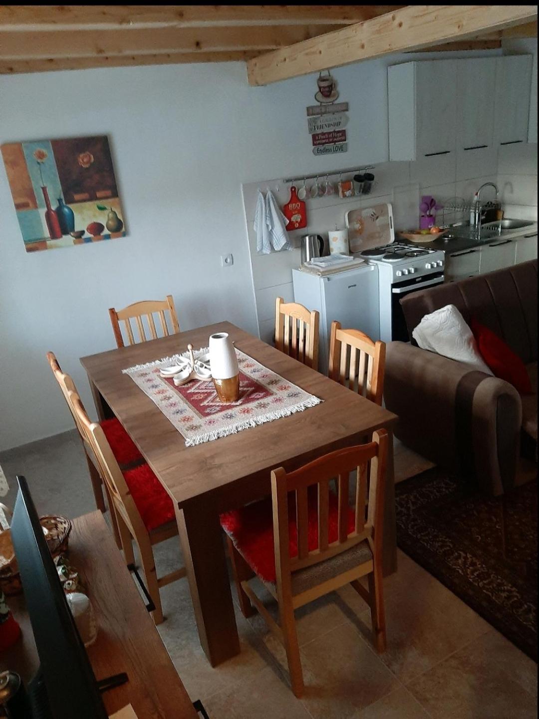 Laf Guest House Kolasin Bilik gambar
